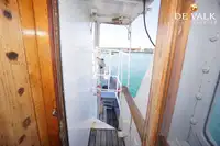 Buque de investigación en venta