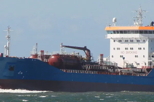 Oil/Chemical tanker for sale