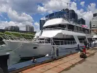 Buque de pasajeros en venta