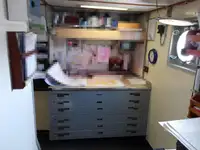 Buque de investigación en venta