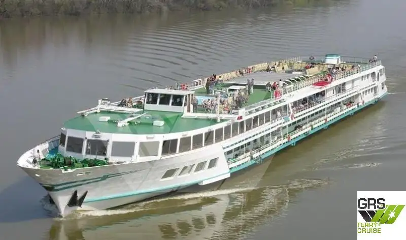Buque de crucero en venta