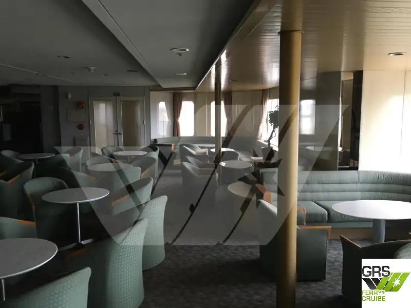 Buque de crucero en venta