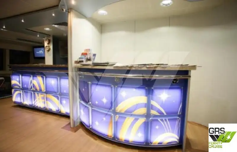 Buque de crucero en venta