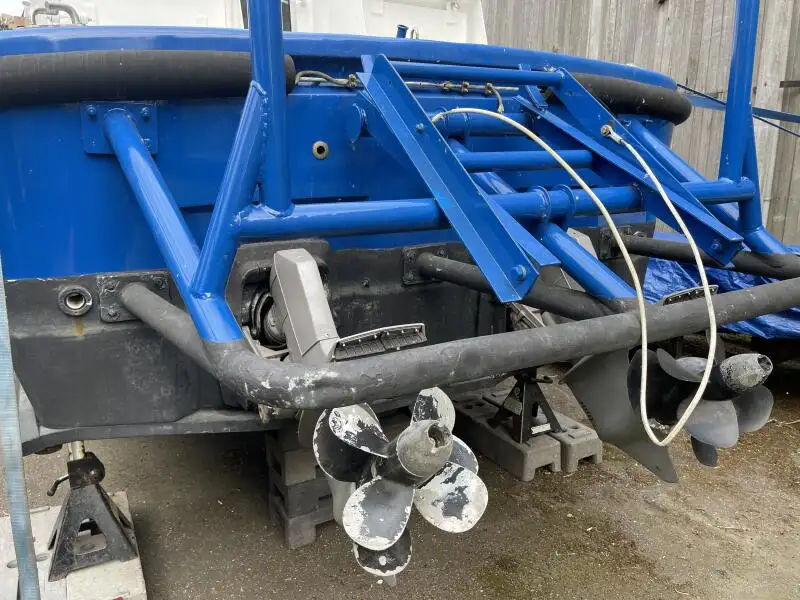 Patrullera en venta