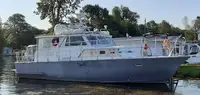 Barco de tripulación en venta