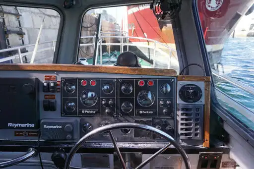 Lancha piloto en venta