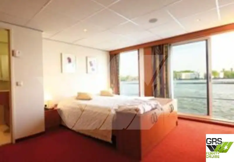 Buque de crucero en venta