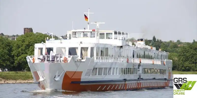 Buque de crucero en venta