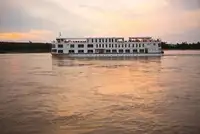 Buque de crucero en venta