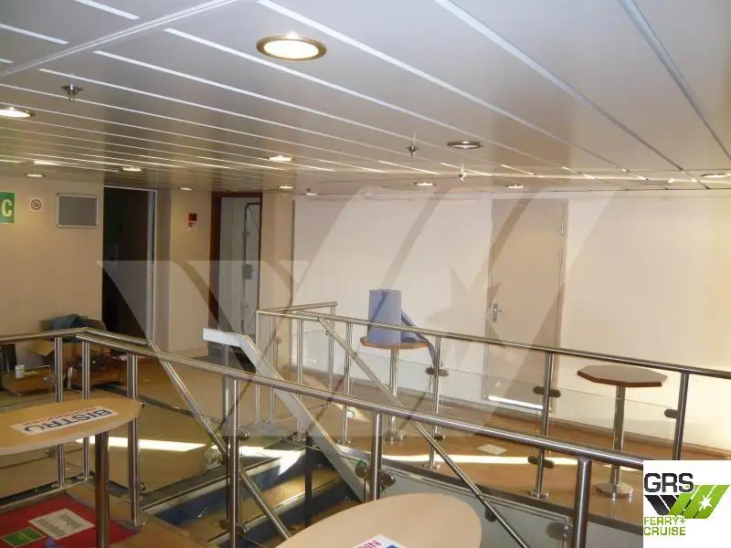 Buque de crucero en venta