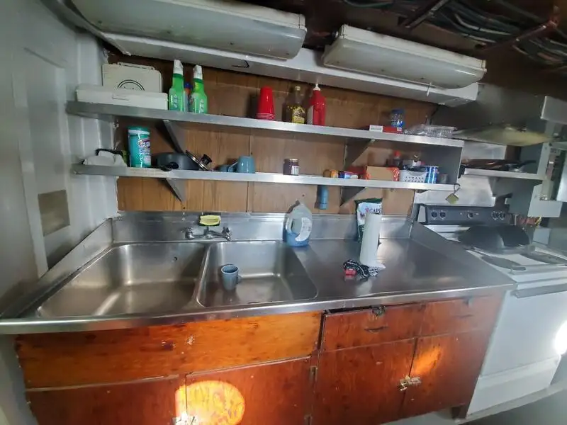 Buque de desembarco, tanque en venta
