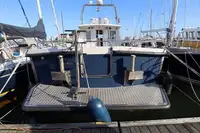 Patrullera en venta