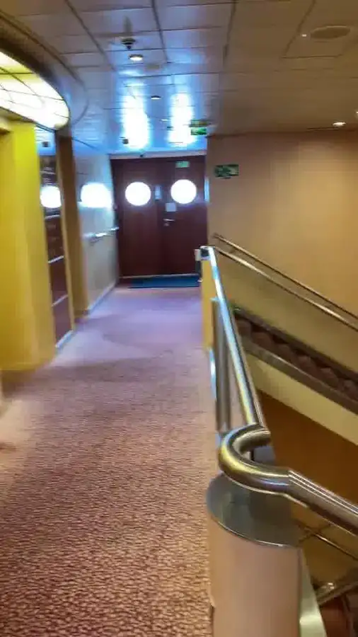 Buque de crucero en venta