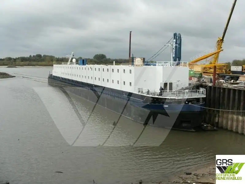 Buque portacontenedores en venta