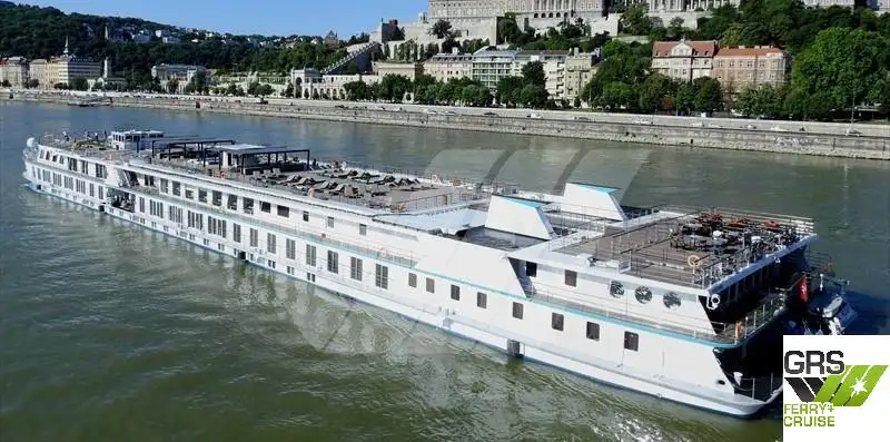 Buque de crucero en venta