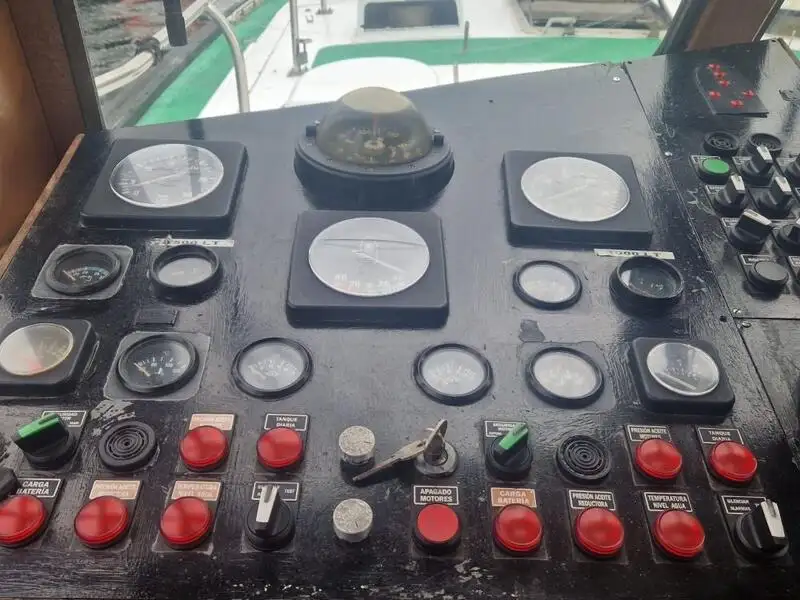 Lancha piloto en venta
