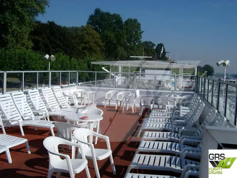 Buque de crucero en venta