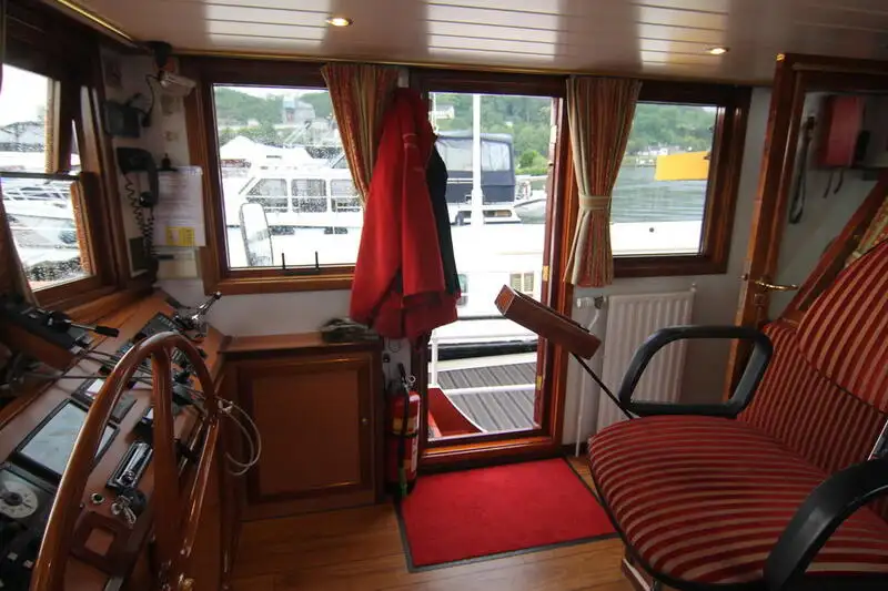 Buque de crucero en venta