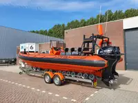Buque portacontenedores en venta