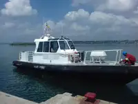 Barco de tripulación en venta