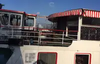 Buque portacontenedores en venta