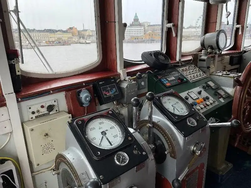 Buque de crucero en venta