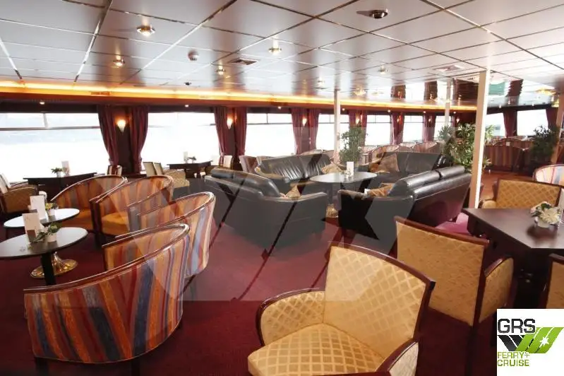 Buque de crucero en venta