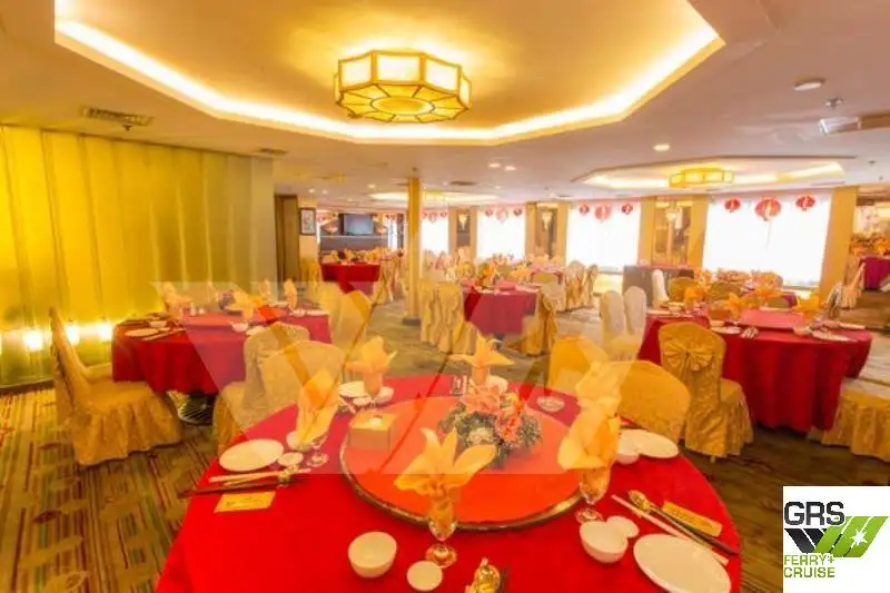 Buque de crucero en venta