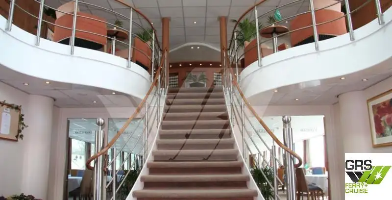 Buque de crucero en venta