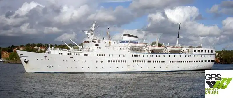 Buque de crucero en venta