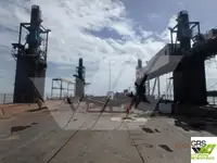 Buque portacontenedores en venta