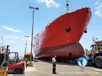 Buque frigorífico en venta