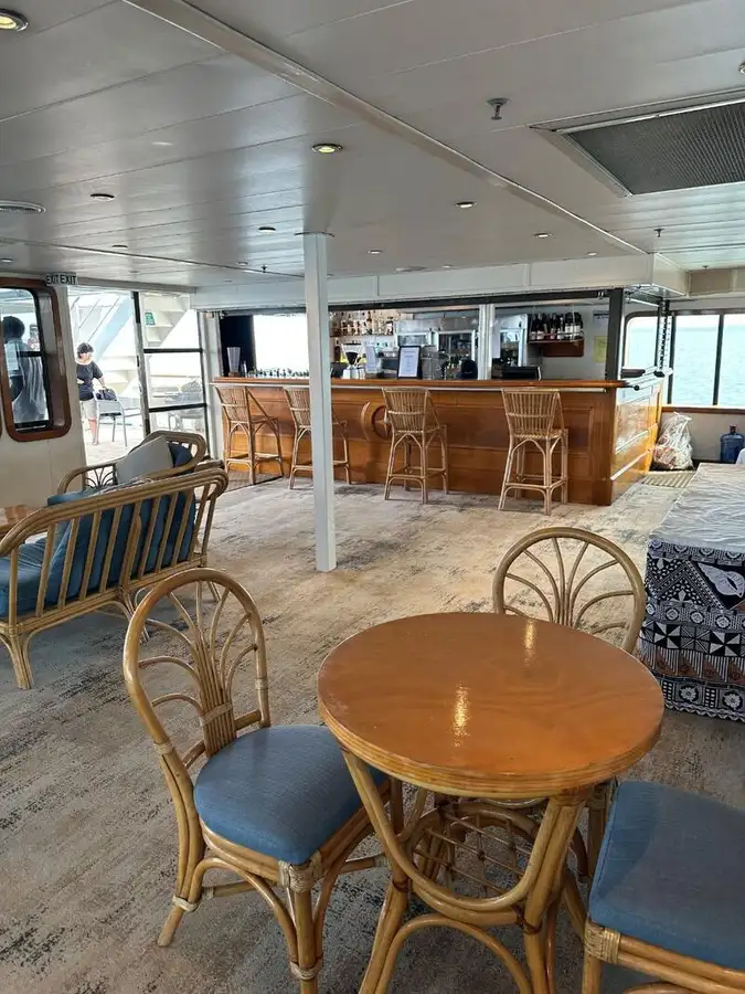 Buque de ferry en venta