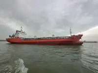 Oil/Chemical tanker en venta