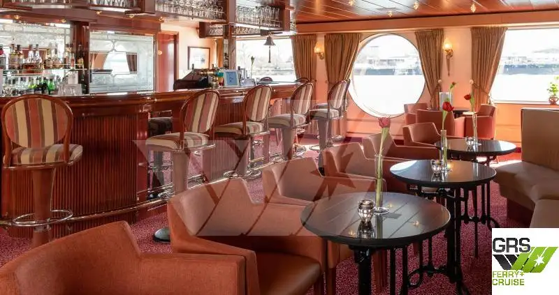 Buque de crucero en venta