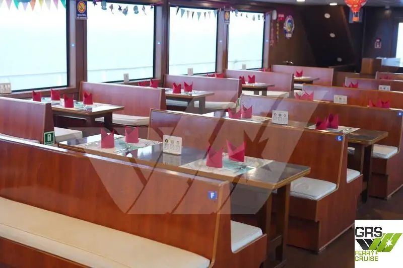 Buque restaurante en venta