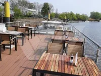 Buque restaurante en venta