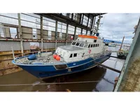 Patrullera en venta