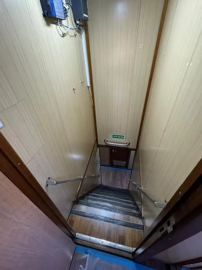 Buque portacontenedores en venta