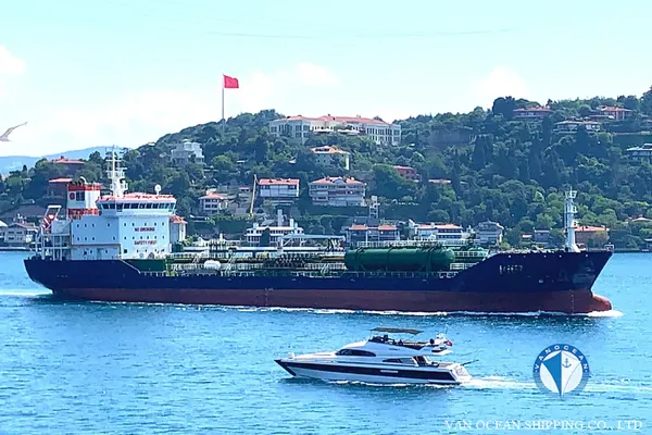 Oil/Chemical tanker for sale