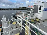 Buque portacontenedores en venta