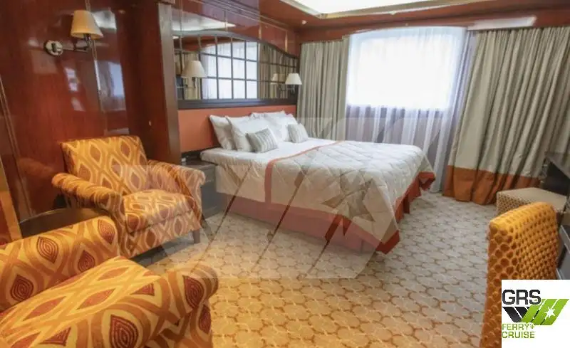Buque de crucero en venta