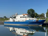 Patrullera en venta