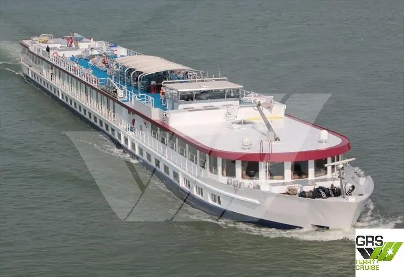 Buque de crucero en venta
