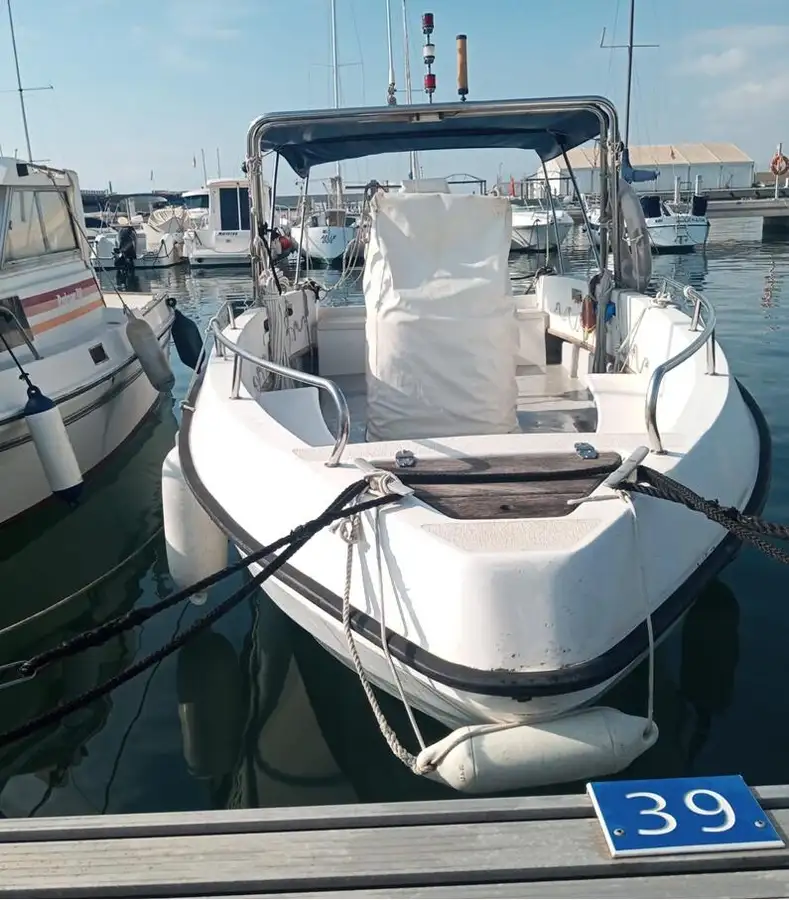 Buque de crucero en venta