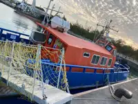 Lancha de tripulación en venta