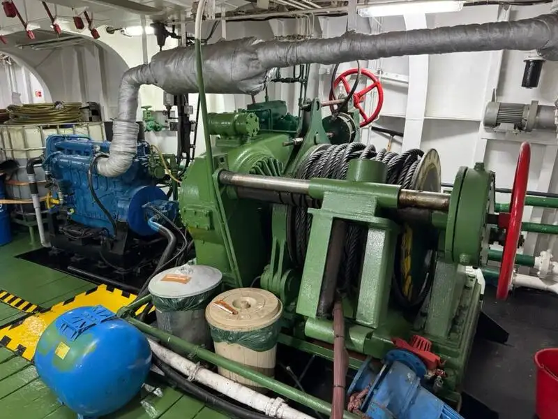 Buque portacontenedores en venta