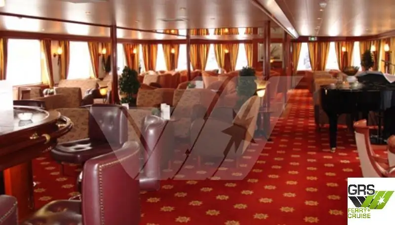 Buque de crucero en venta