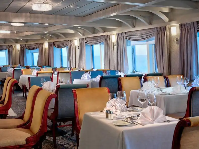 Buque de crucero en venta