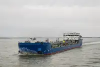 Oil/Chemical tanker en venta